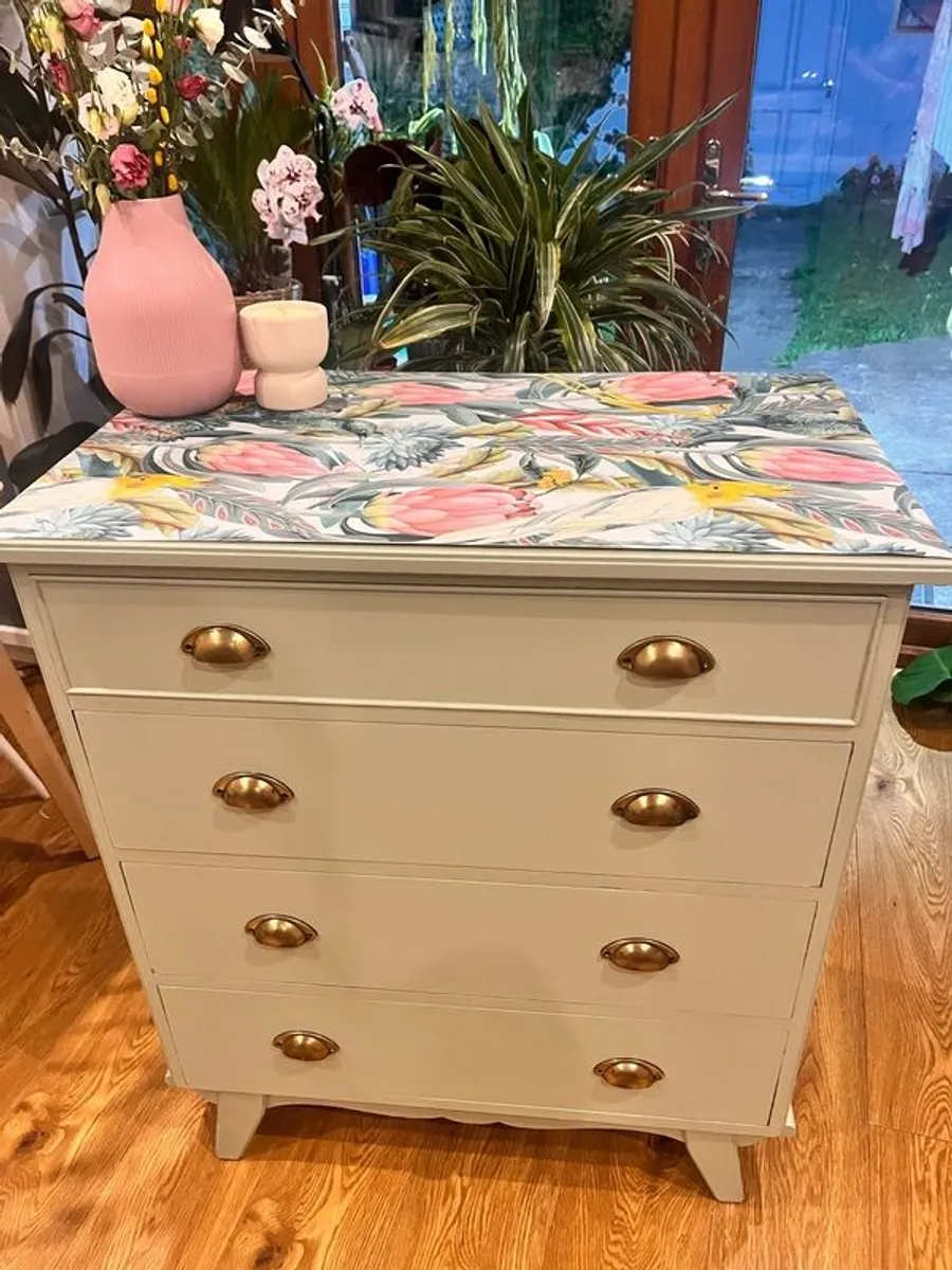 chest of drawers upcycled - Image 3