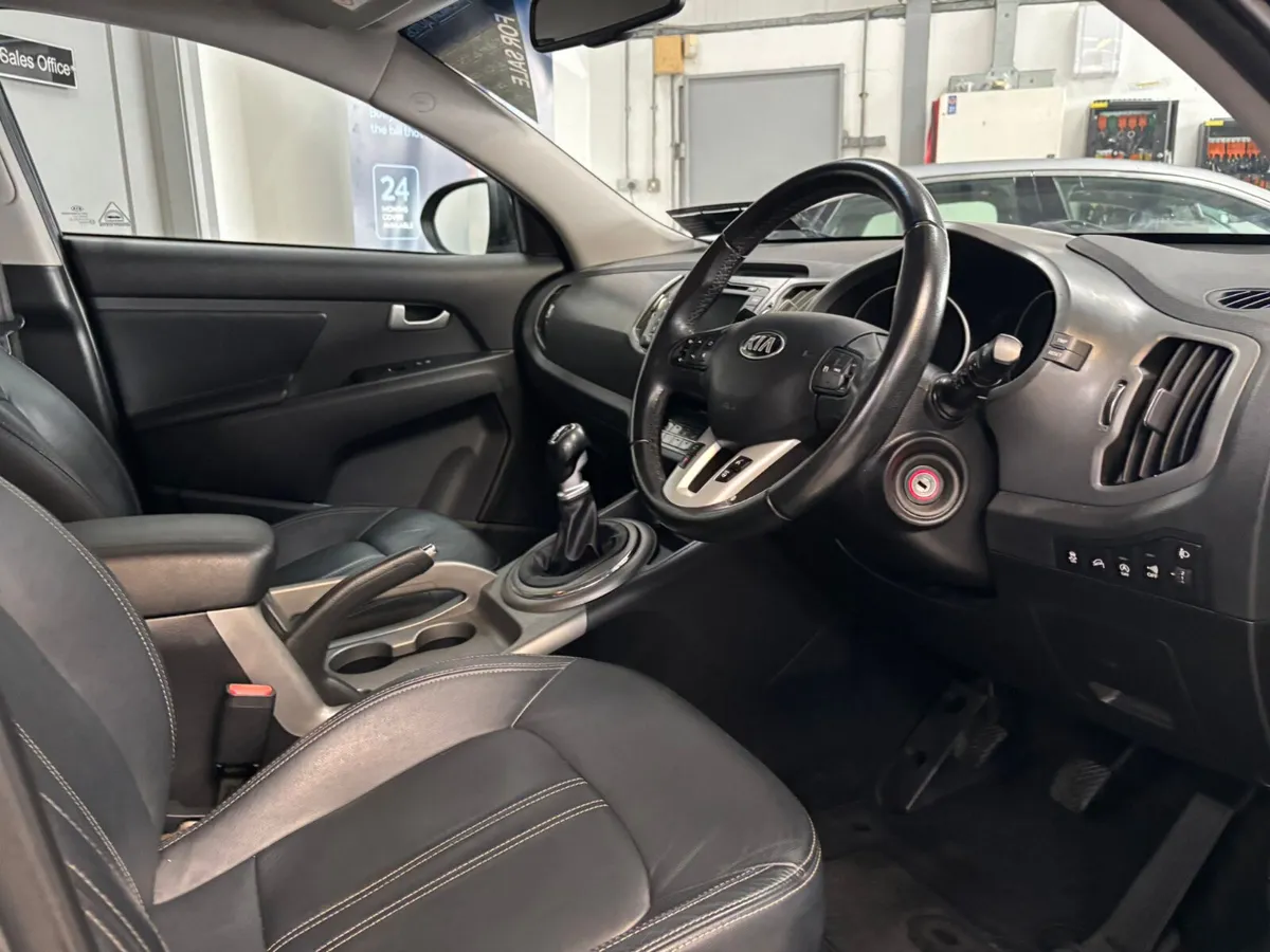 Kia Sportage 2015 1.7CRDI. PLATINUM - Image 3