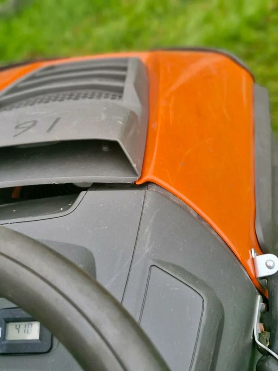 Husqvarna ride on mower Year 2020 Delivery availab - Image 3