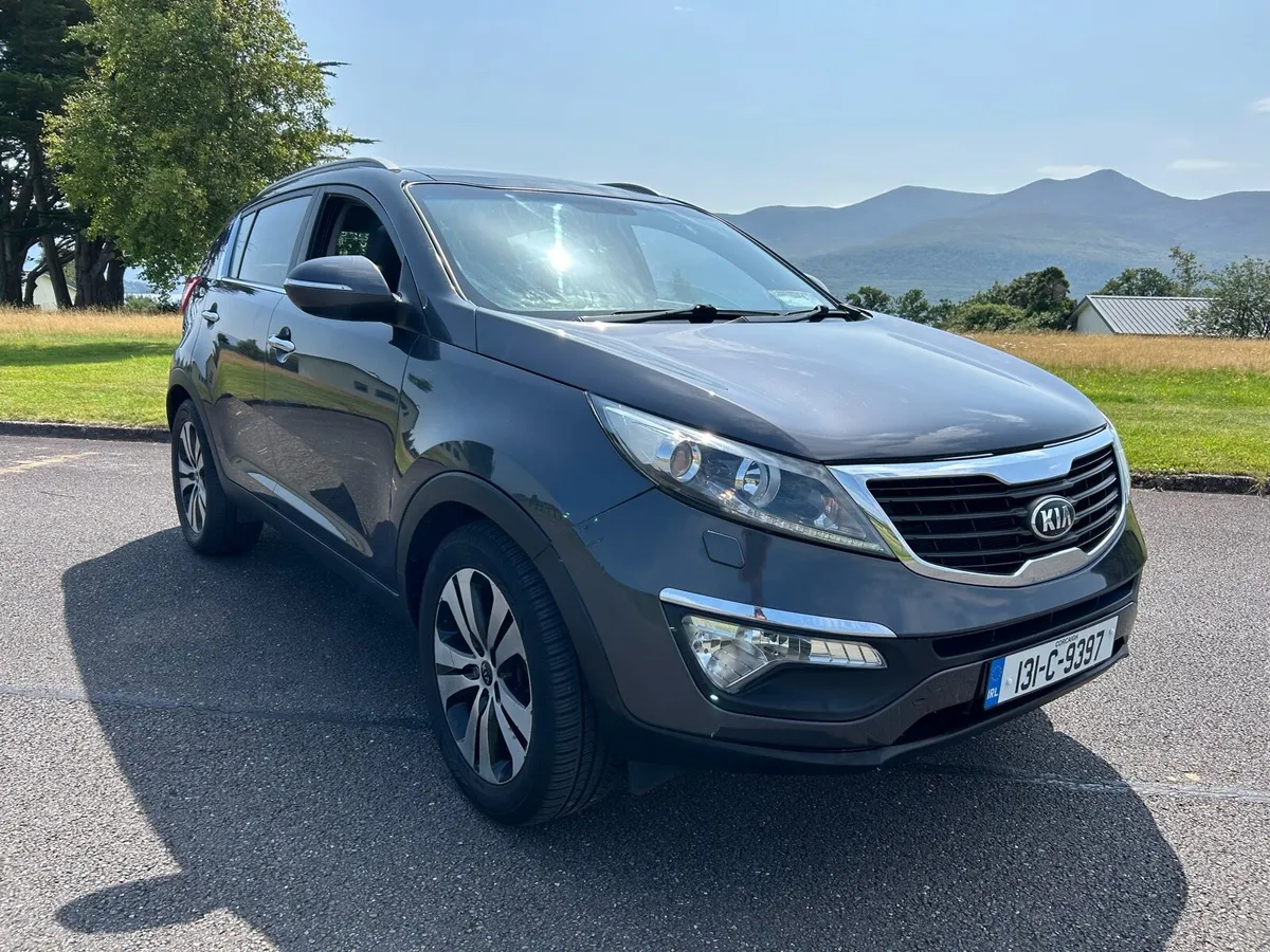 2013 Kia Sportage.. New NCT, Service & Low Miles - Image 1