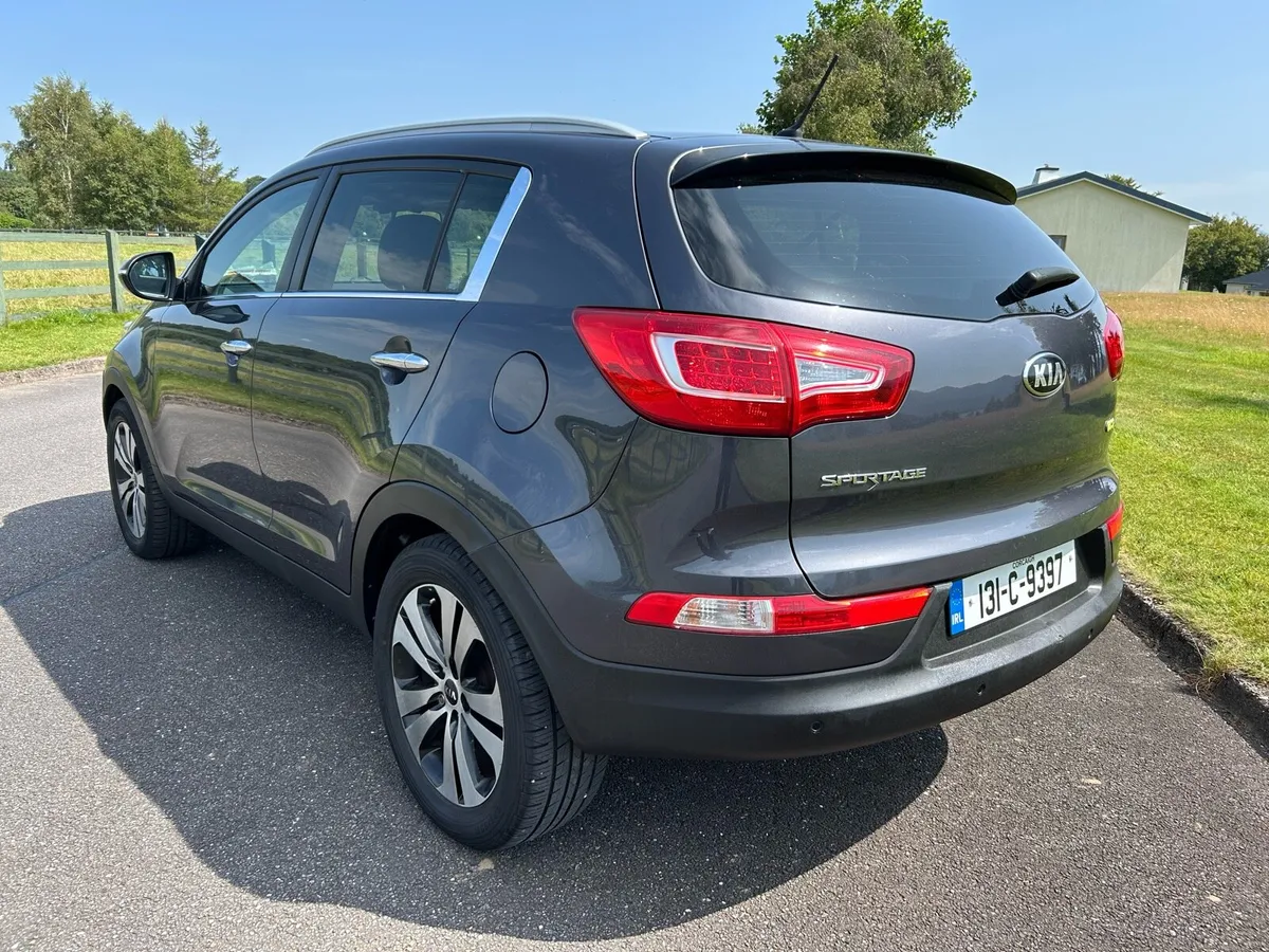 2013 Kia Sportage.. New NCT, Service & Low Miles - Image 4