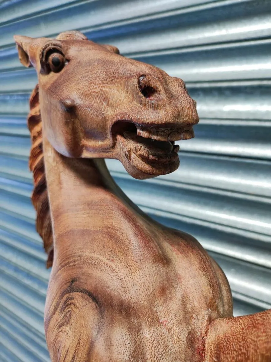 Equestrian hand carved race horse on pedestal - Image 4