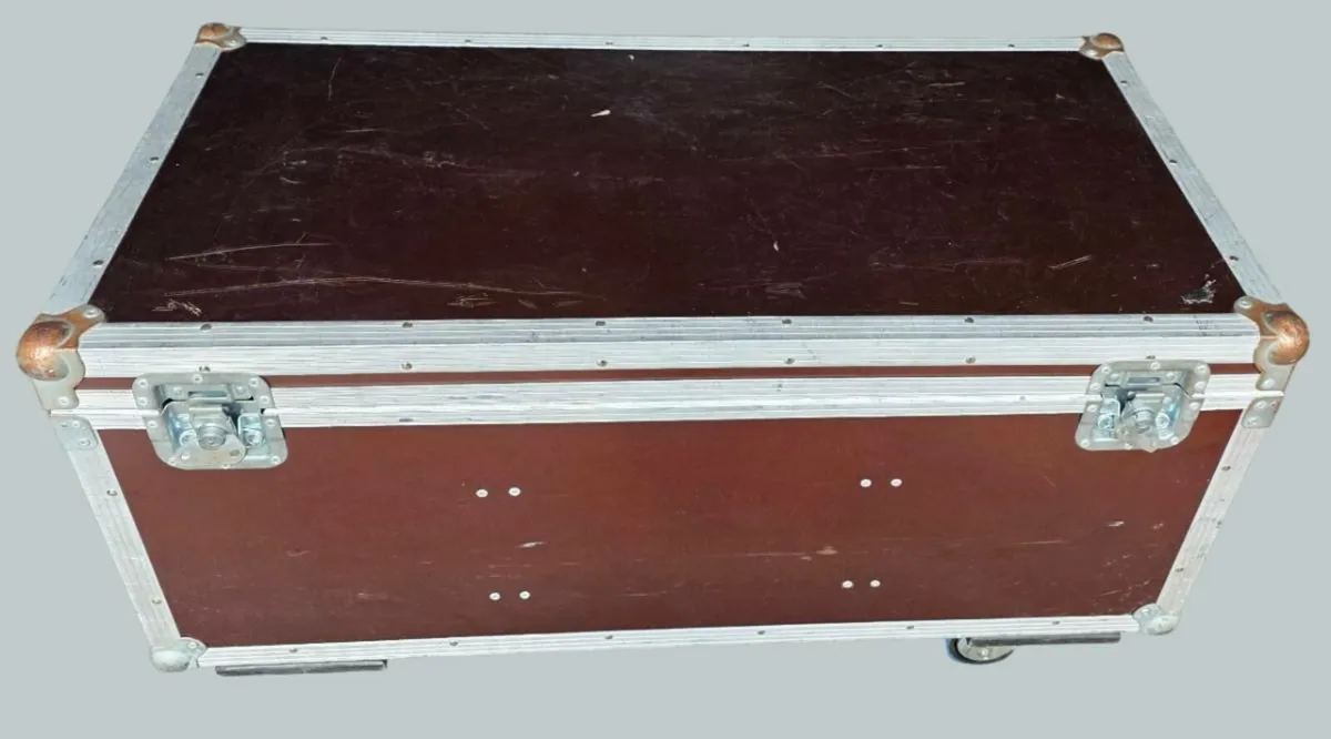 Thon Flight Case with Wheels - 98x40x48cm