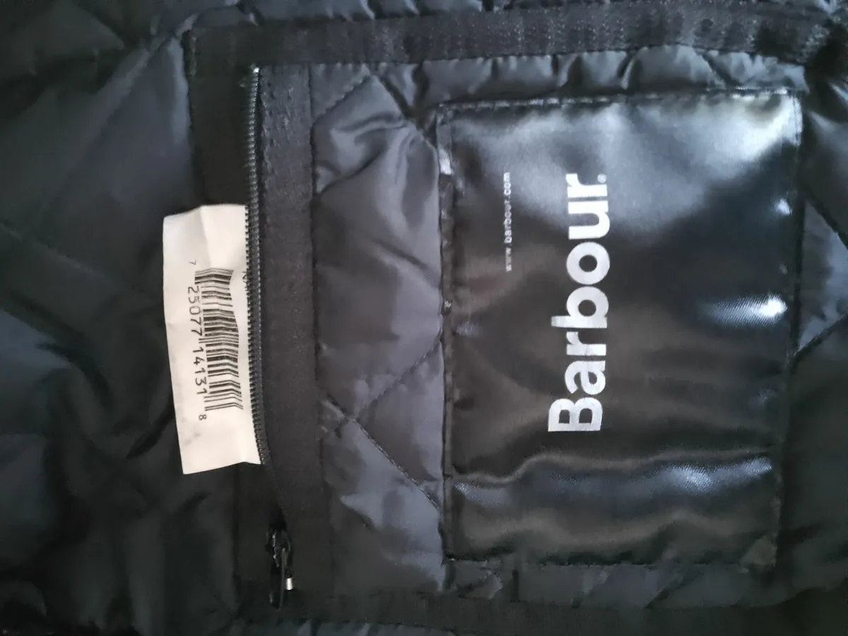 Barbour  Quilted Jacket Black - Image 2