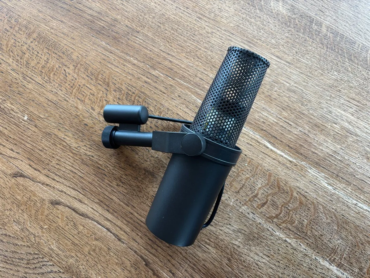 SHURE SM7B Dynamic Microphone + Cloudlifter CL-1 - Image 4