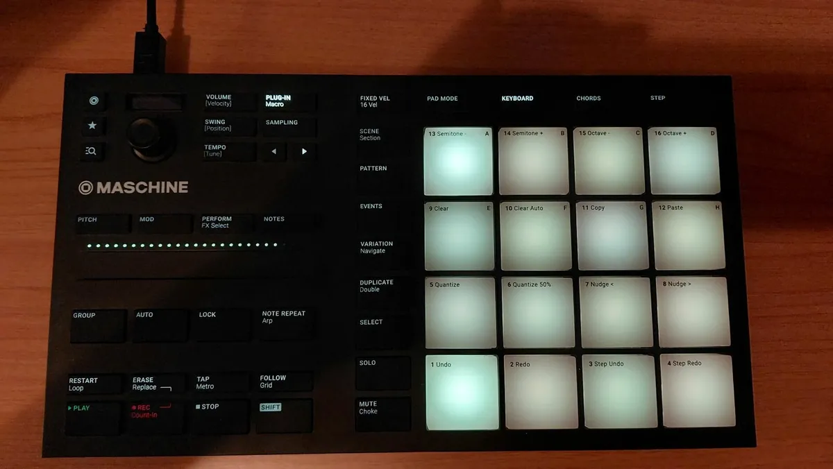 Maschine MK3 Mikro (Native Instruments) - Image 4