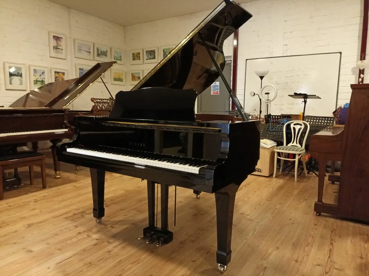 1992 Yamaha G1 Baby Grand | As New - Image 3
