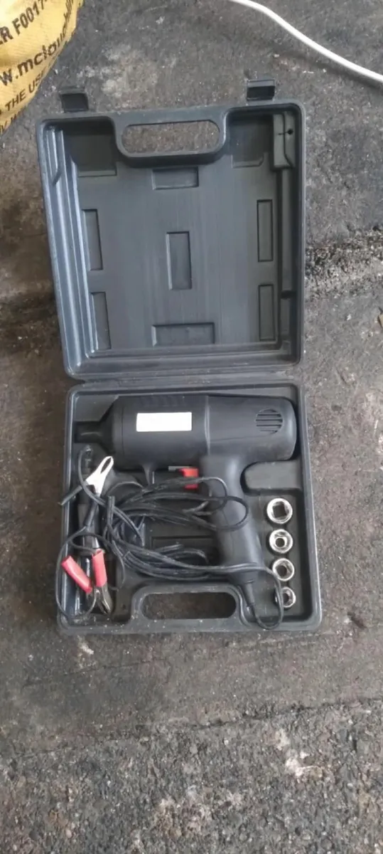 12v impact wrench new in the box - Image 1