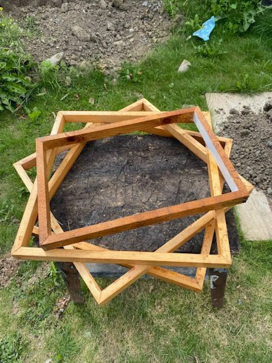 Bee equipment (used) - Image 3