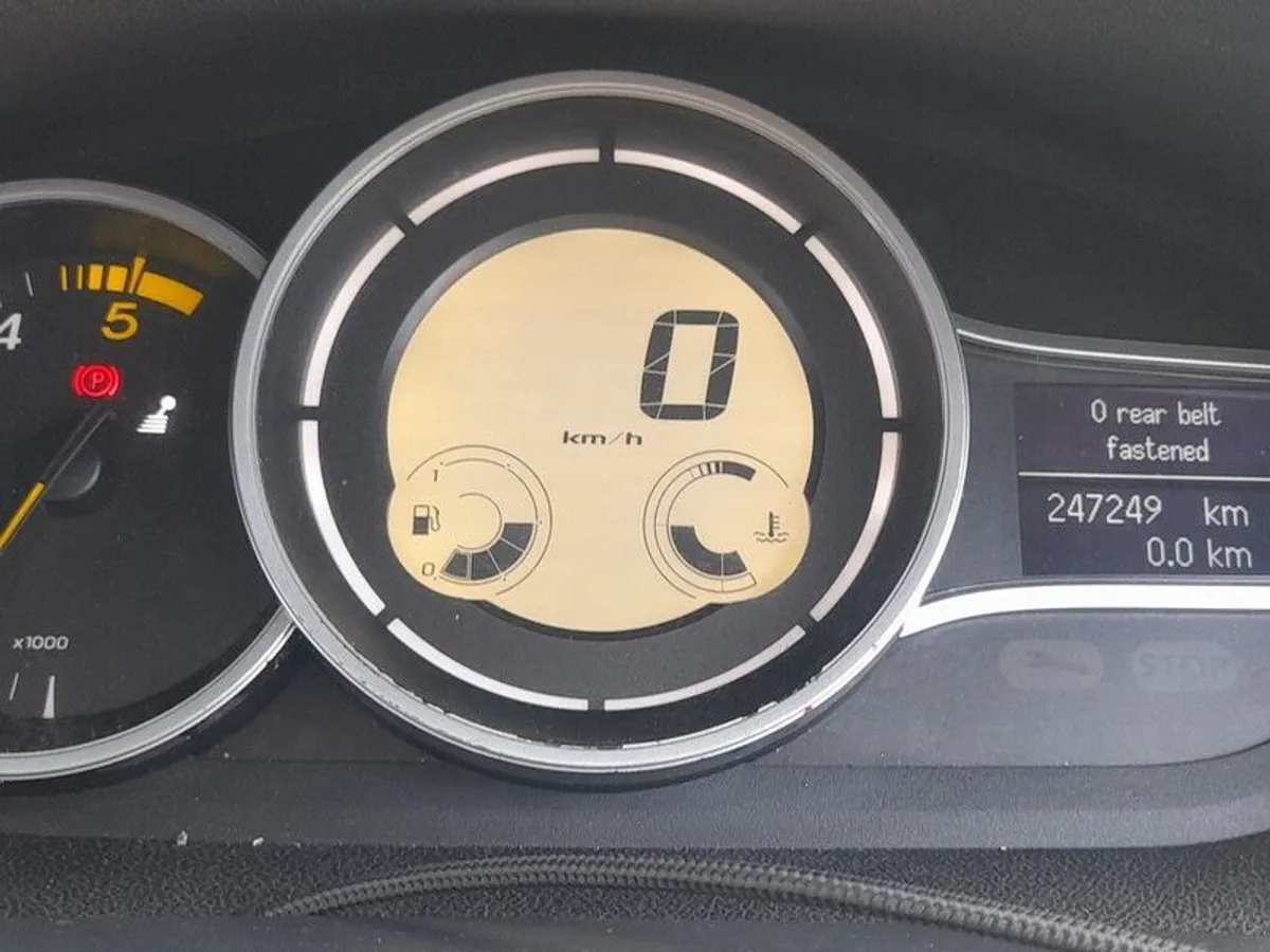 2011 Renault Megane 1.5 DCi new NCT - Image 4