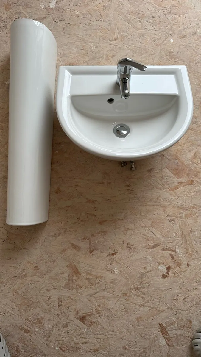 Armitage shanks pedestal sink for sale