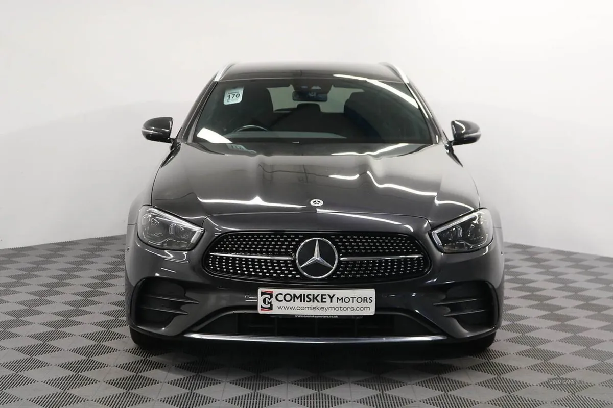 Mercedes-Benz E-Class E300de AMG Line - Image 2