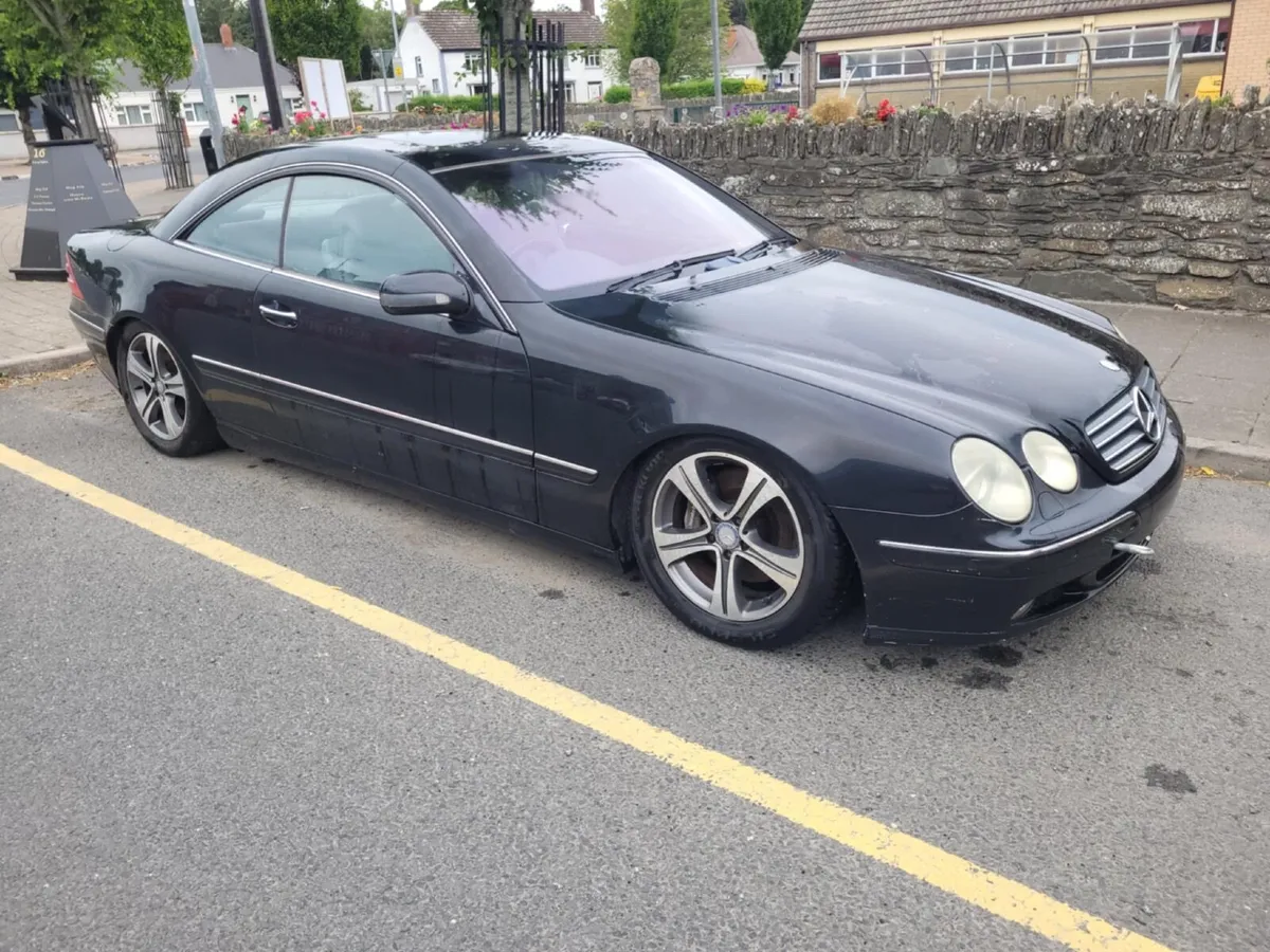 Mercedes-Benz CL500 5.0 V8 - Image 4