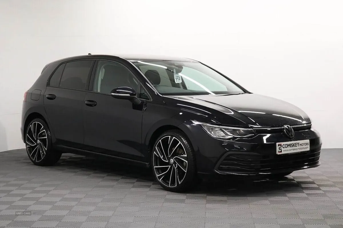 Volkswagen Golf TSI Life - Image 1
