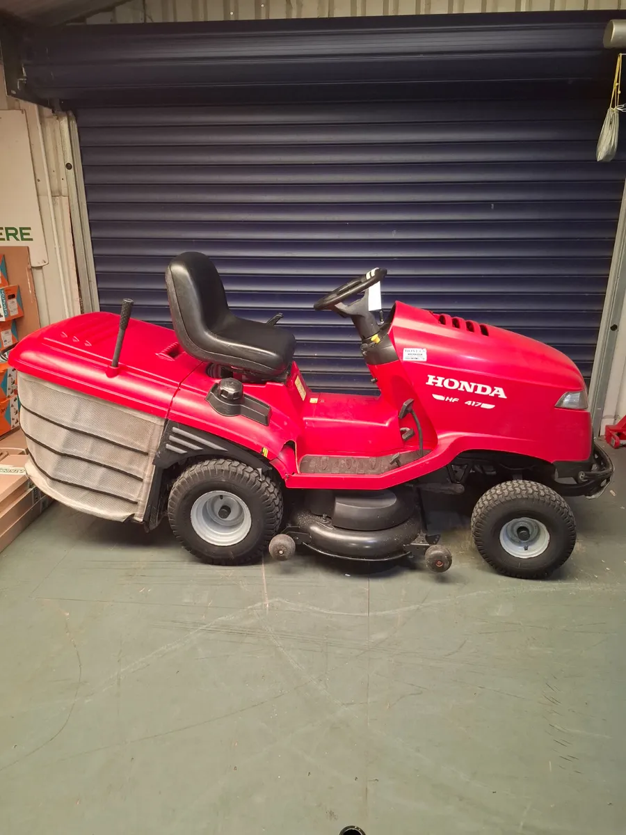Honda 2417 Mower - Image 1