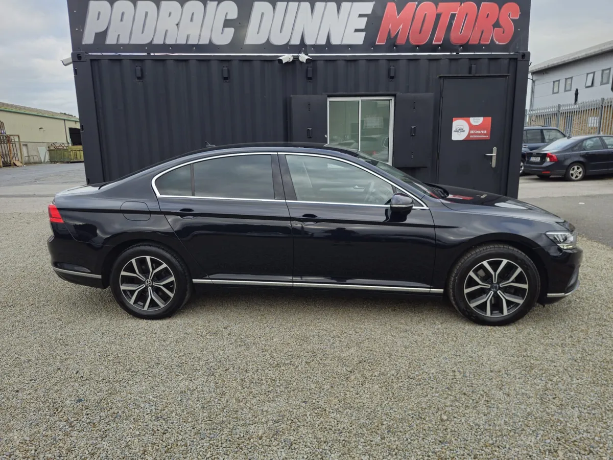 222 Volkswagen Passat DSG Elengance - Image 3