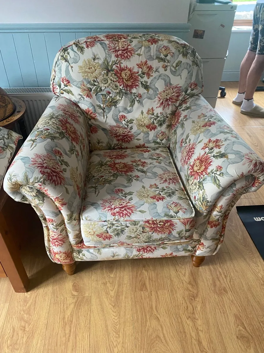 3 piece suite - Image 3