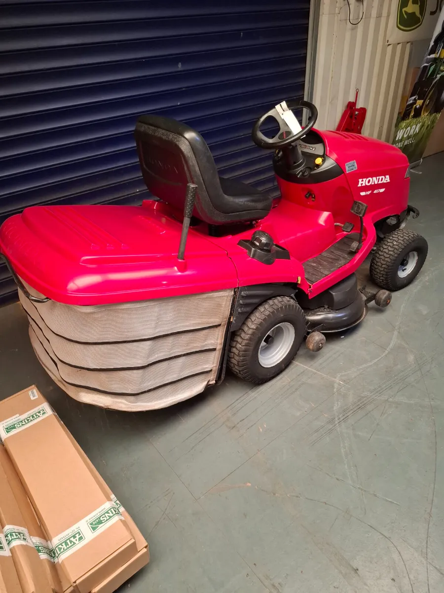 Honda 2417 Mower - Image 3