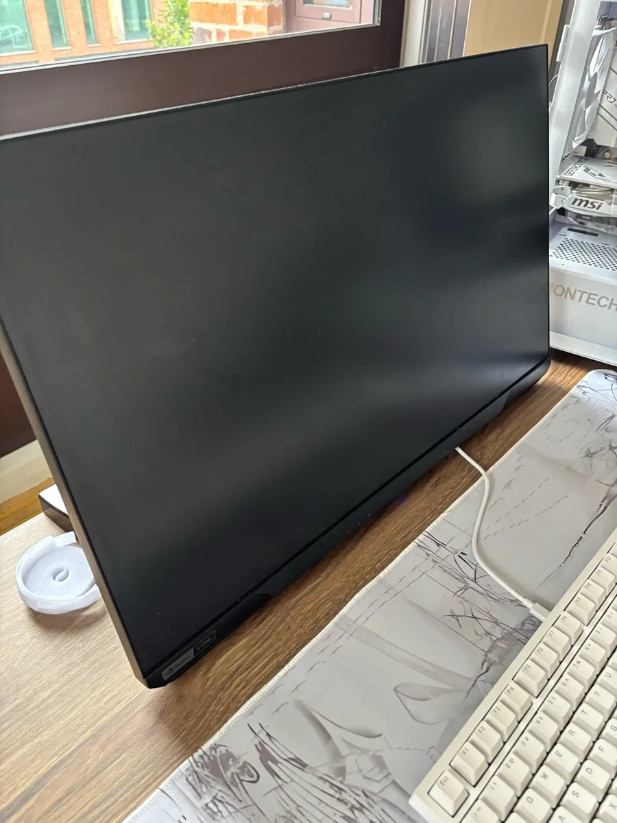 Screen - Image 4