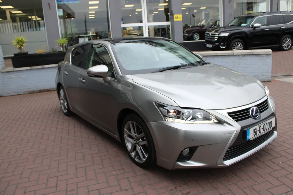 Lexus CT 2015 - Image 1