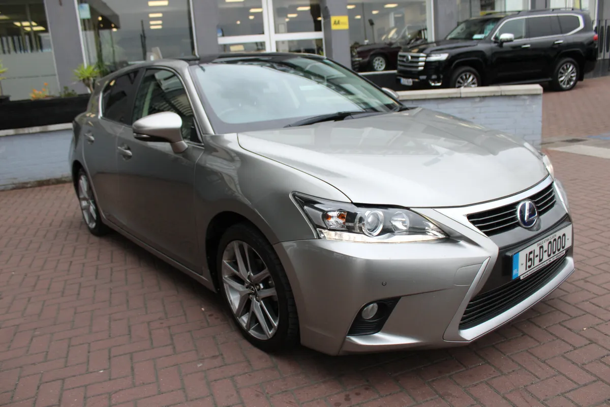 Lexus CT 2015 - Image 2