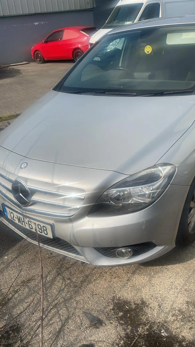 Mercedes B class 180 petrol - Image 1