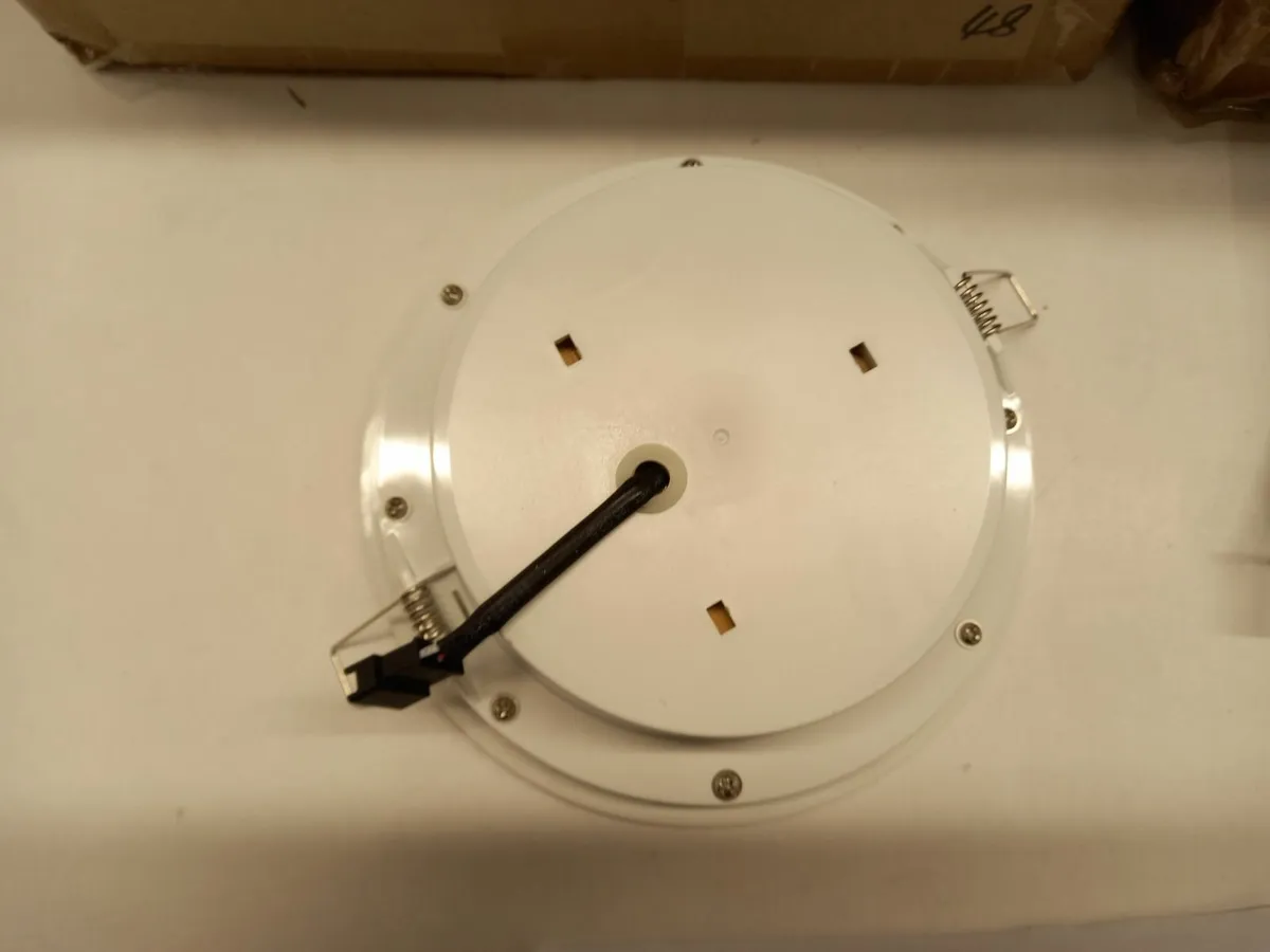 Online Auction Emergency Lights & More! - Image 4
