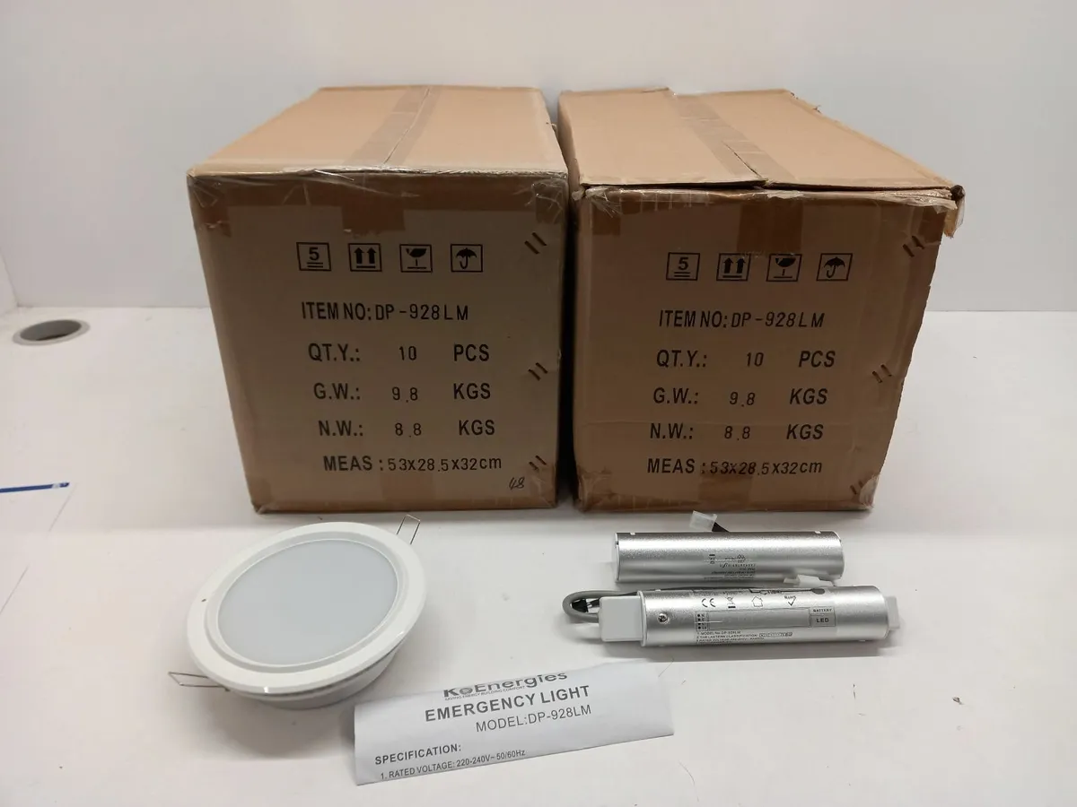 Online Auction Of Emergency Lights  & More! - Image 1
