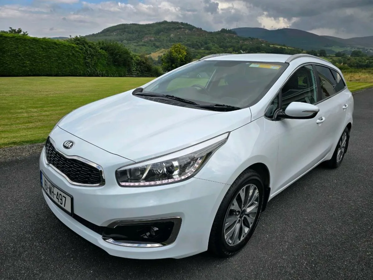 2016 Automatic Kia Ceed - Image 1