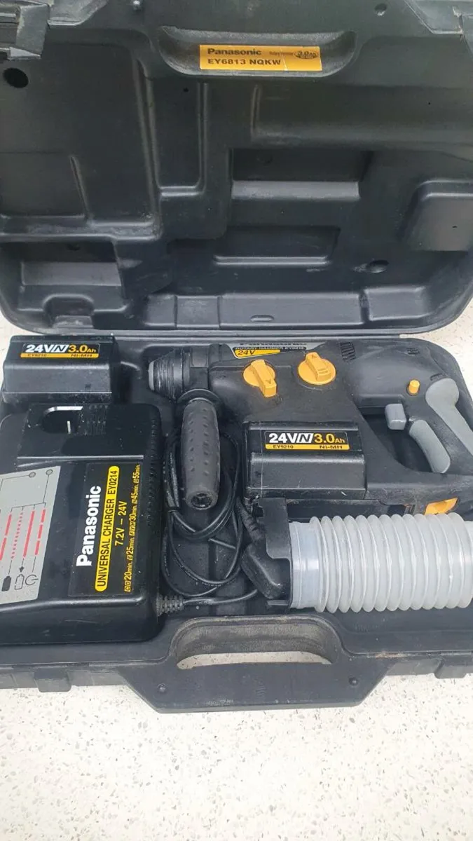 Panasonic SDS 24v battery Drill - Image 1