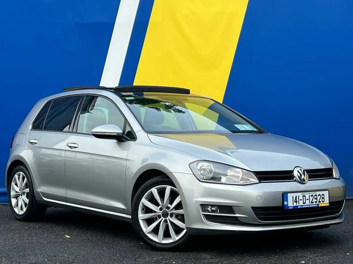 Volkswagen Golf HIGHLINE 1.2 TSI AUTO // OPENING S - Image 3