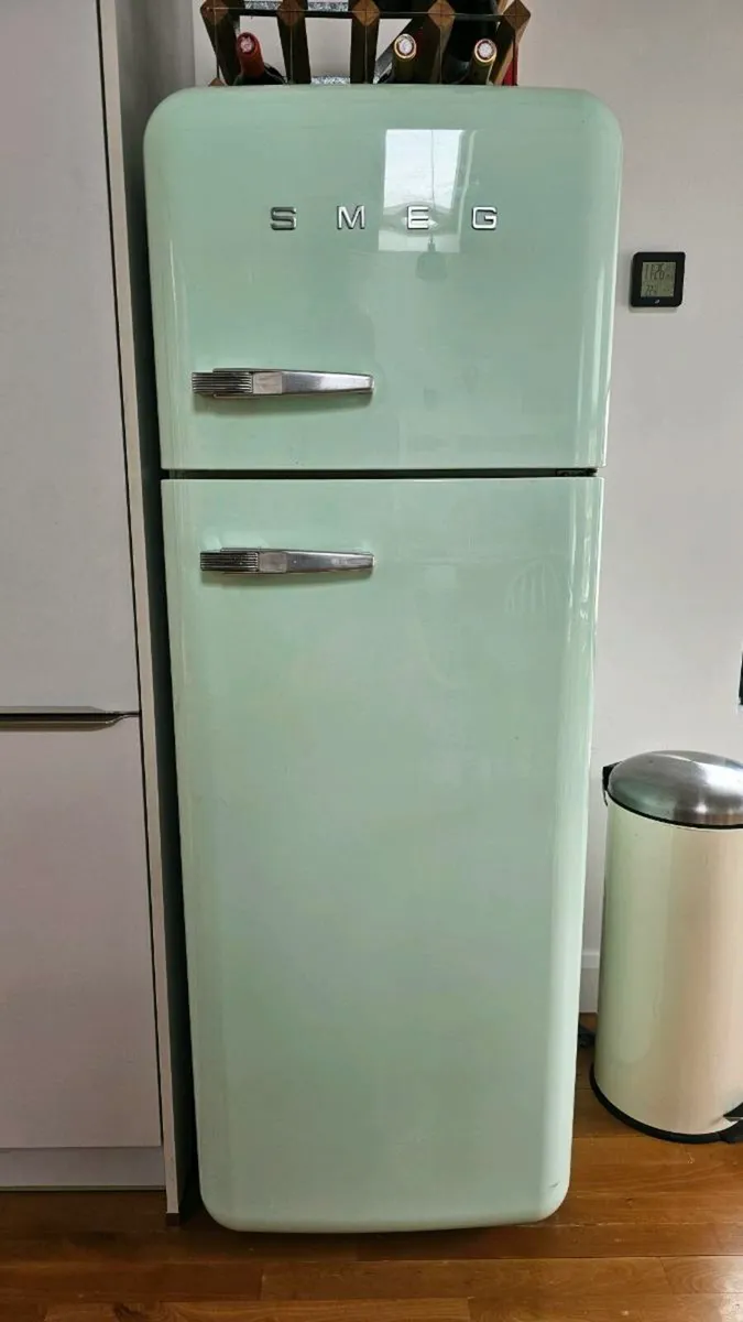 SMEG  fridge freezer - Image 1