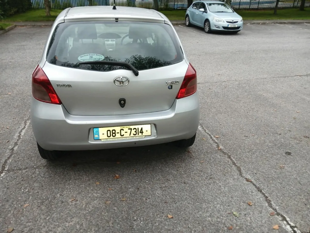 Toyota Yaris 2008 - Image 4