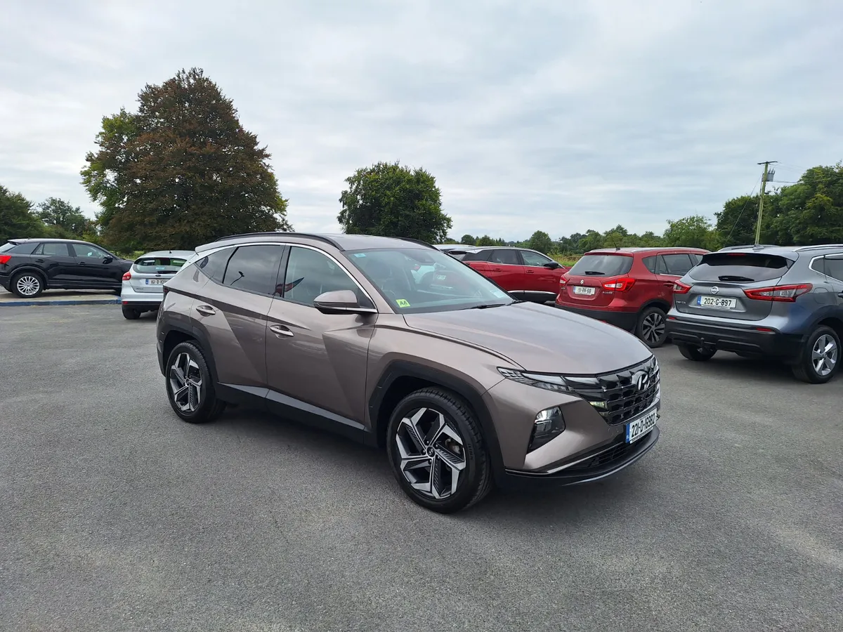 *DEPOSIT TAKEN*Tucson Executive Automatic Black Le - Image 1