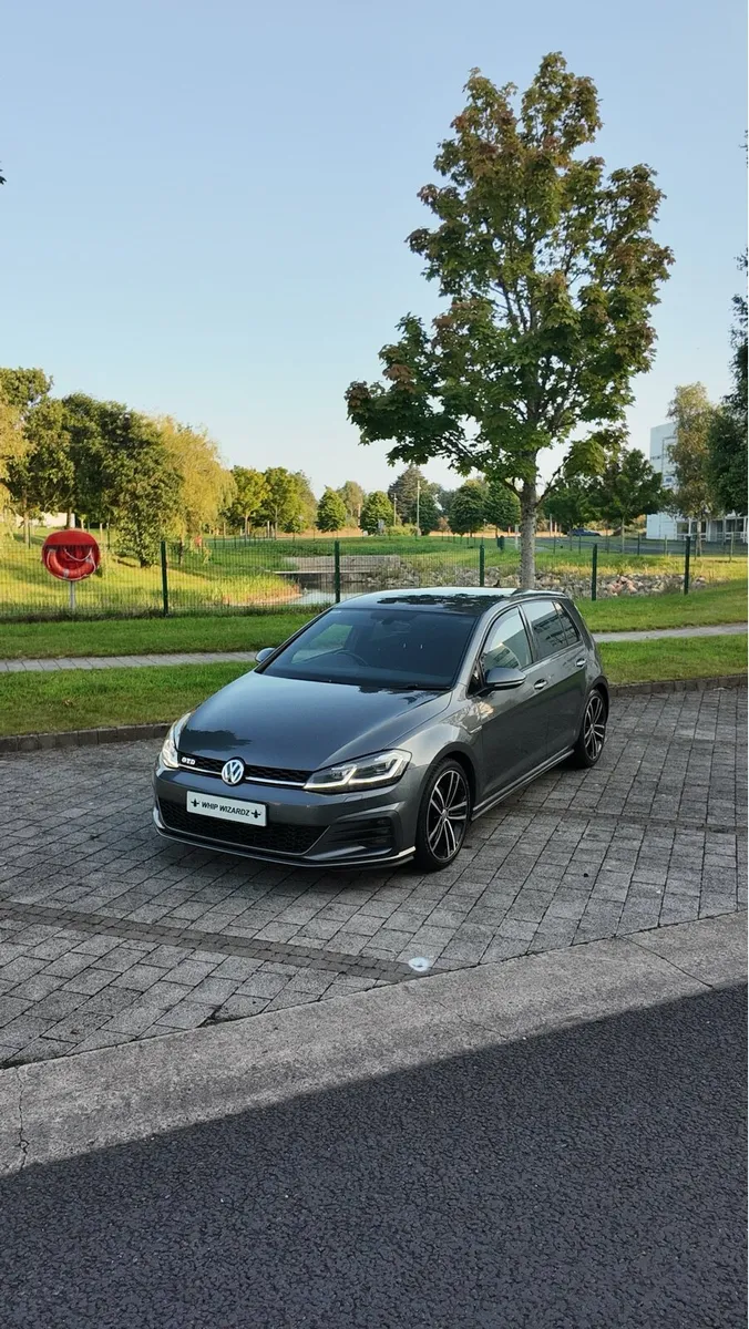 2017 Volkswagen GTD - Image 1