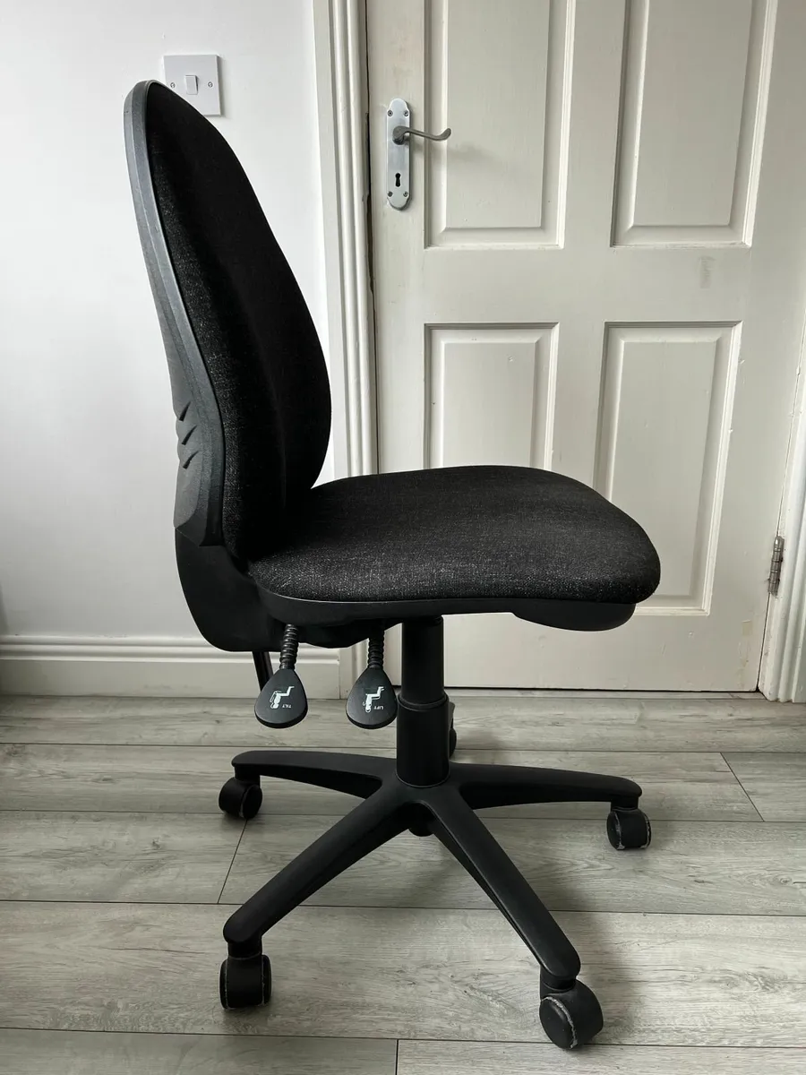 Office Chair - Image 3