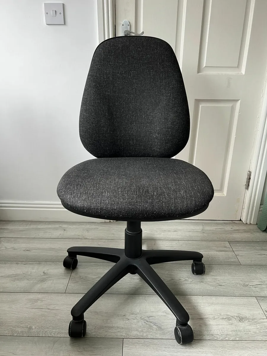 Office Chair - Image 1