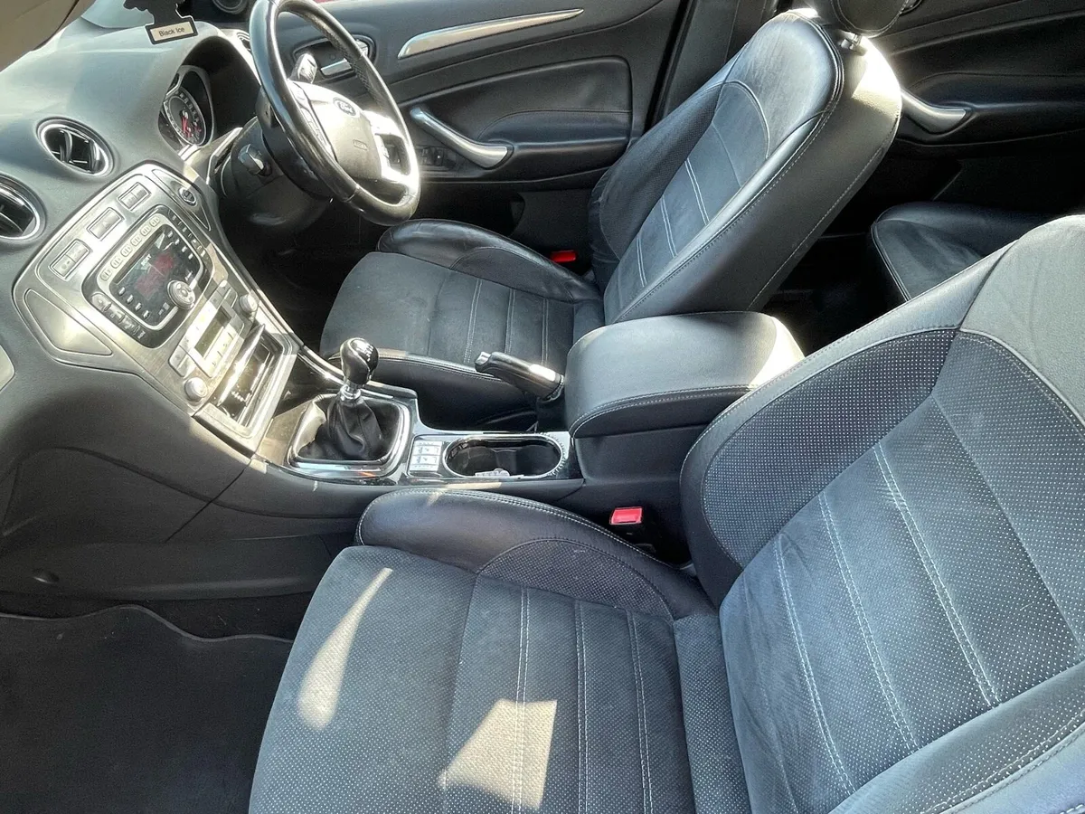 Ford mondeo - Image 3