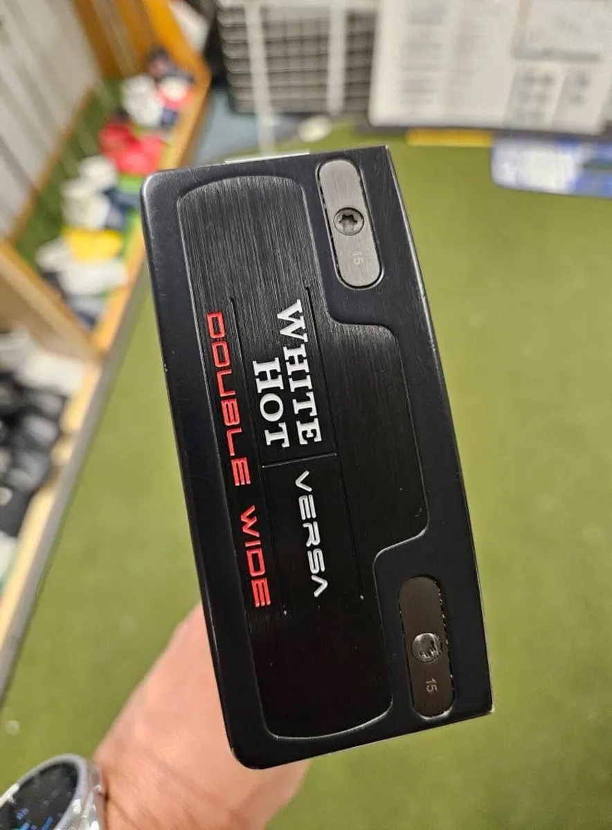 Odyssey White Hot Double Wide Versa Putter - Image 1