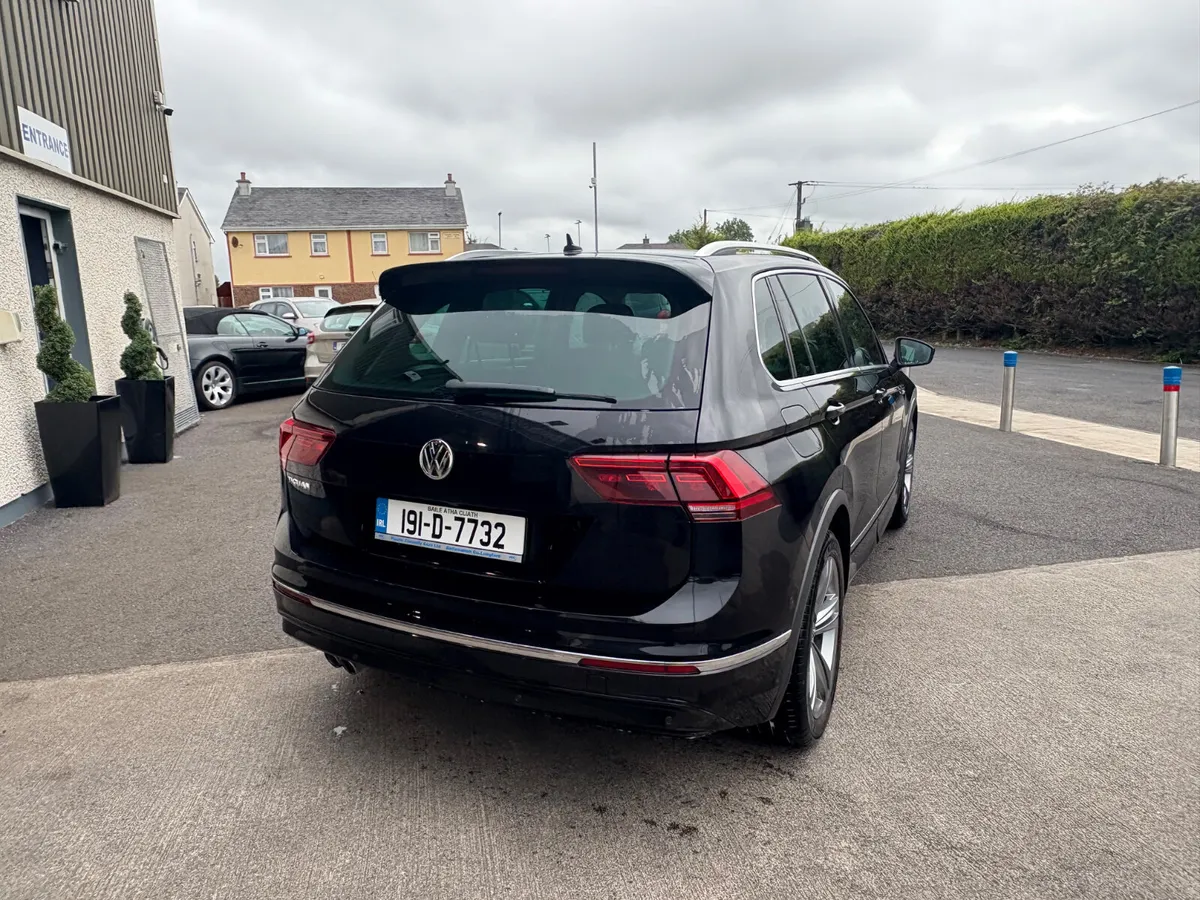Volkswagen Tiguan R Line Automatic 2019 - Image 3