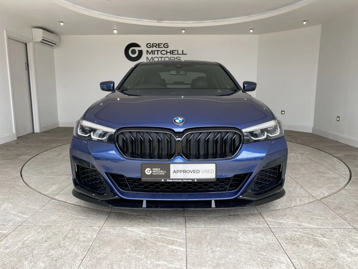 BMW 5-Series 2021 - Image 2