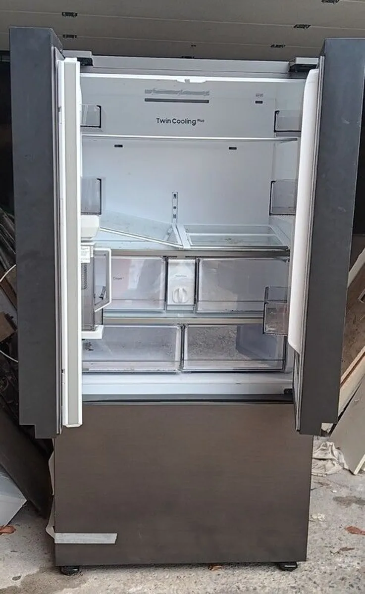 American Style Fridge Freezer Silver Samsung - Image 4