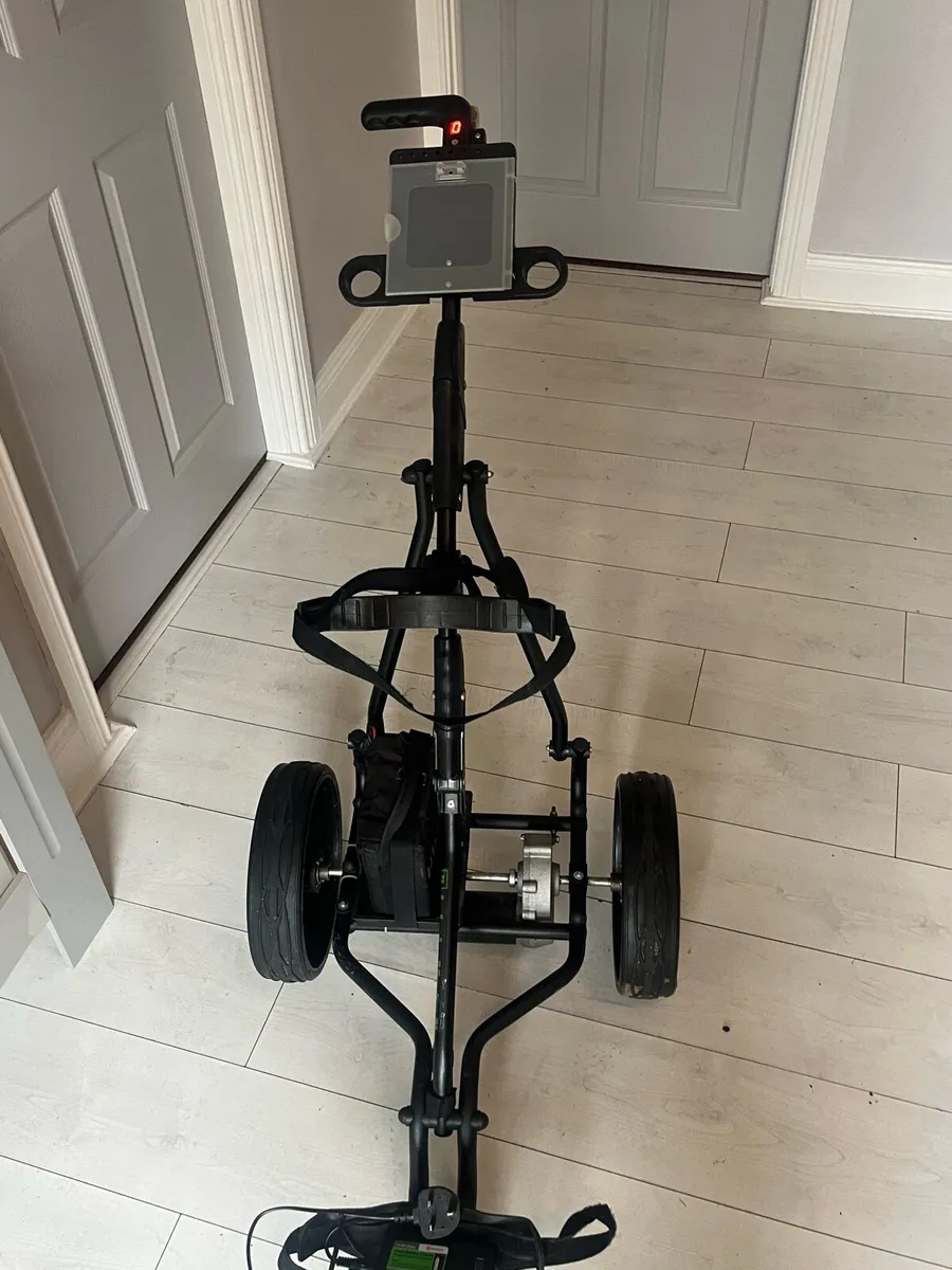 Golf trolley - Image 1