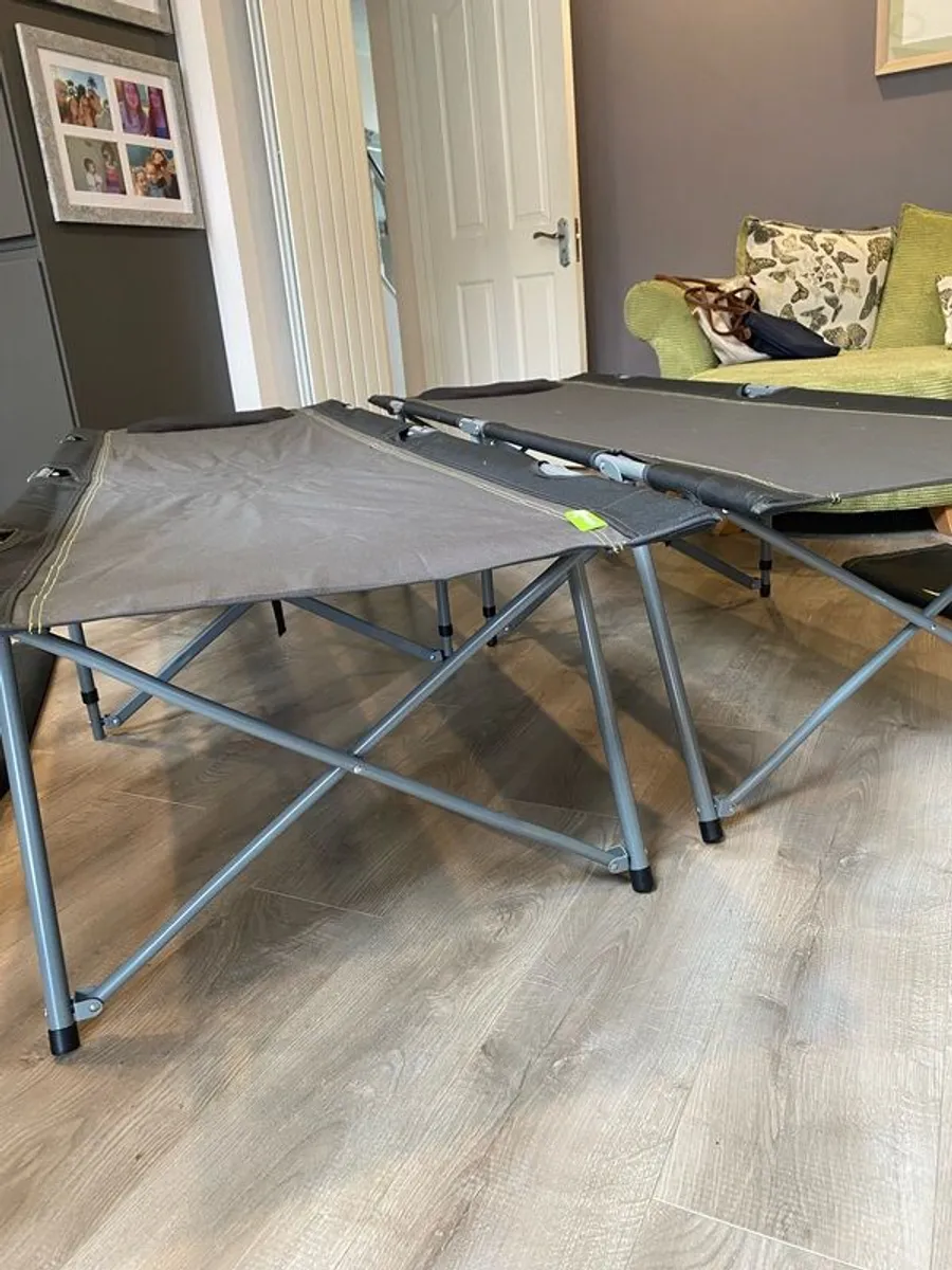 Kampa Dream camping beds - Image 1