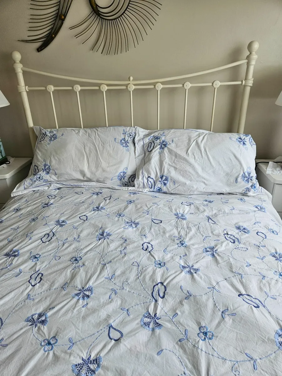 Double bed frame - Image 3