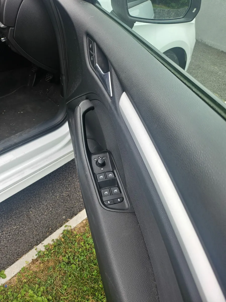 Audi A3 2016 - Image 4