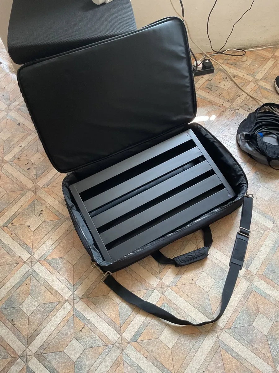 Pedal Board - Image 1
