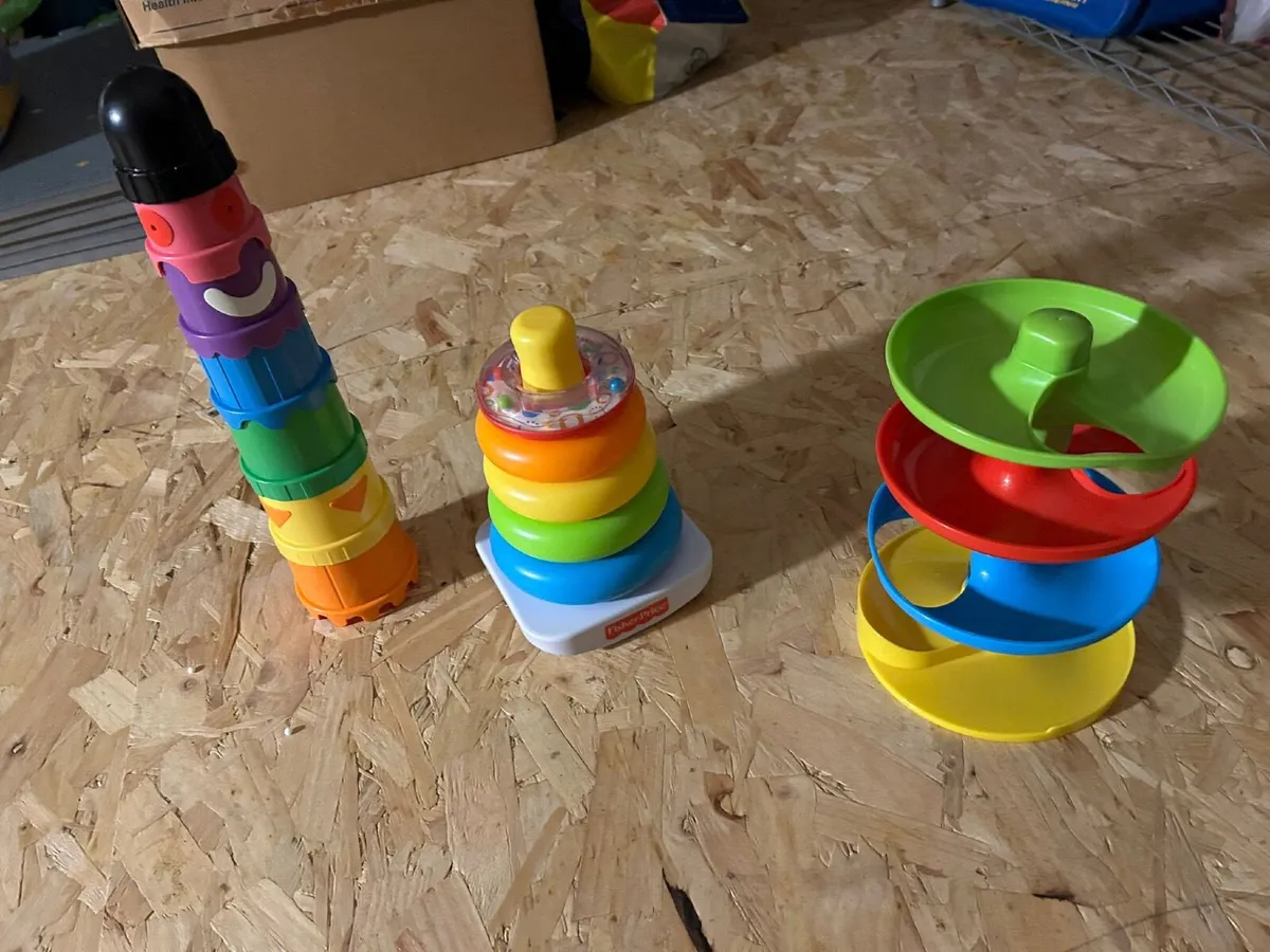 Selection of baby/toddler toys - Image 1