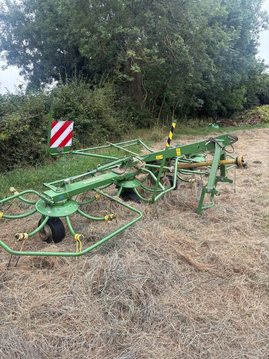 2018 Krone tedder - Image 3