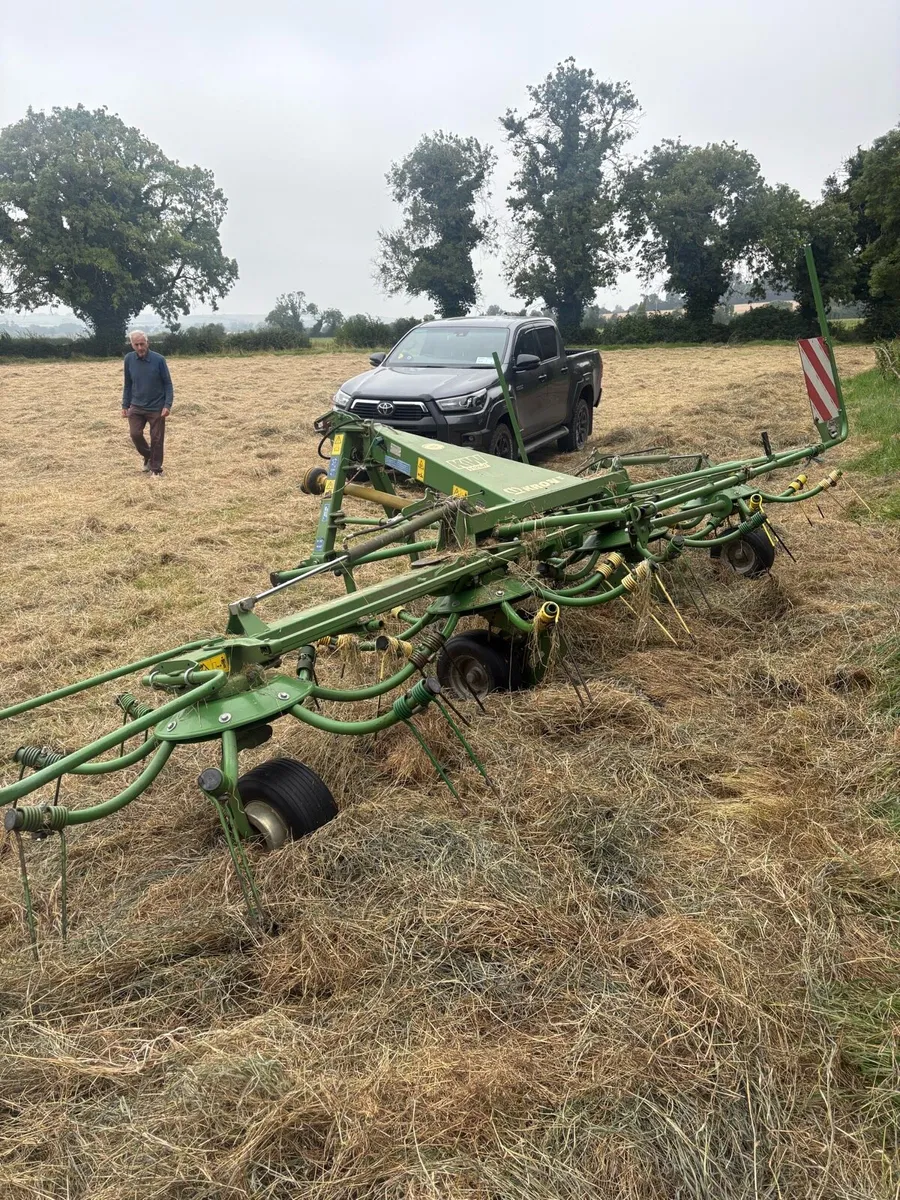 2018 Krone tedder - Image 4
